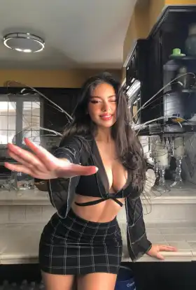Escorts in Greater Kailash Call Girls 9958659377 | Hot Call Girls in Delhi