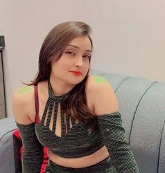 Call girls in Defence Colony (Delhi) 𝟵𝟲𝟰𝟯𝟵𝟬𝟬𝟬𝟭𝟴 (Low Rate )