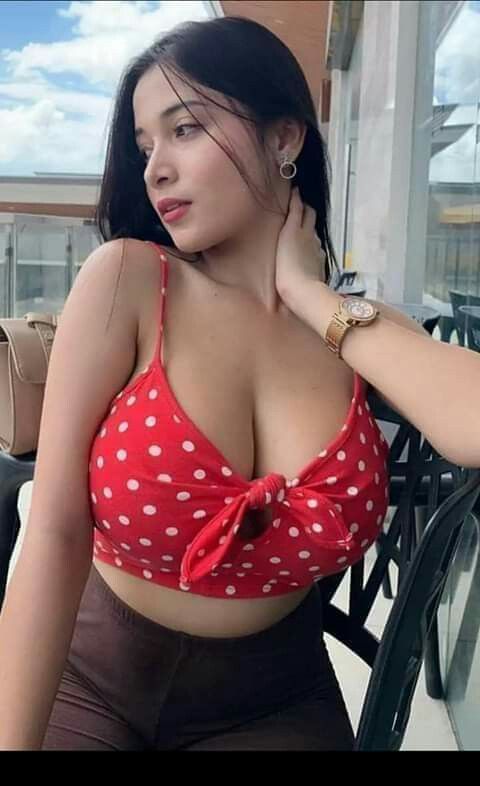 Call girls in Sarojini Nagar (Delhi) 𝟵𝟲𝟰𝟯𝟵𝟬𝟬𝟬𝟭𝟴 (Low Rate )
